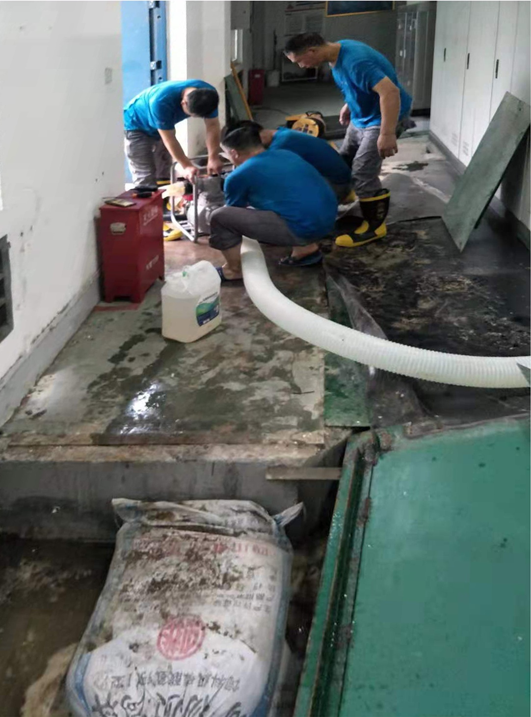 起泵抽水.jpg