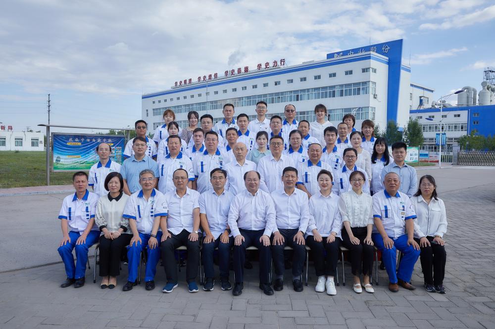 2023年化药板块-劳动技能竞赛合影_副本.jpg